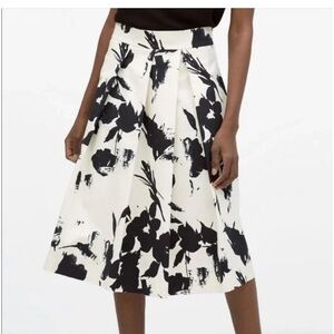 Zara Black and White Floral Midi Skirt